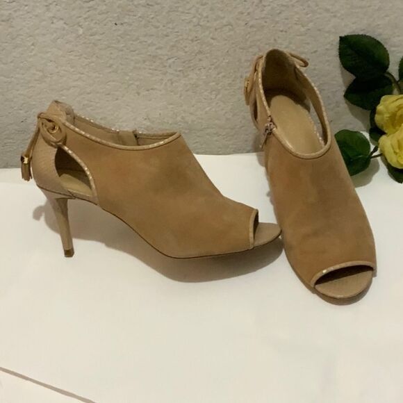 Michael Kors Jennings Bootie Suede animal print Size 10M - Picture 1 of 12